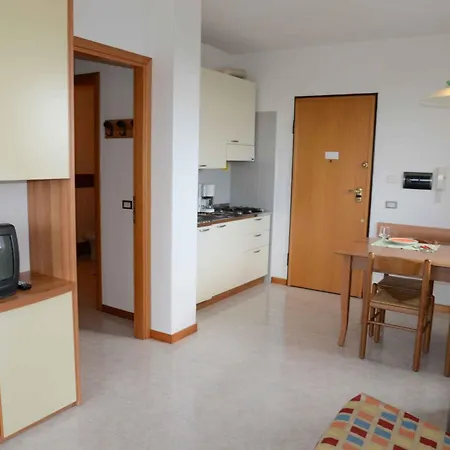 Apartmán In 38725 *
